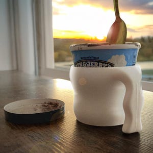 Tub Cup - 3D Printed Ice Cream Pint Holder with Handle - Ice Cream Cozy