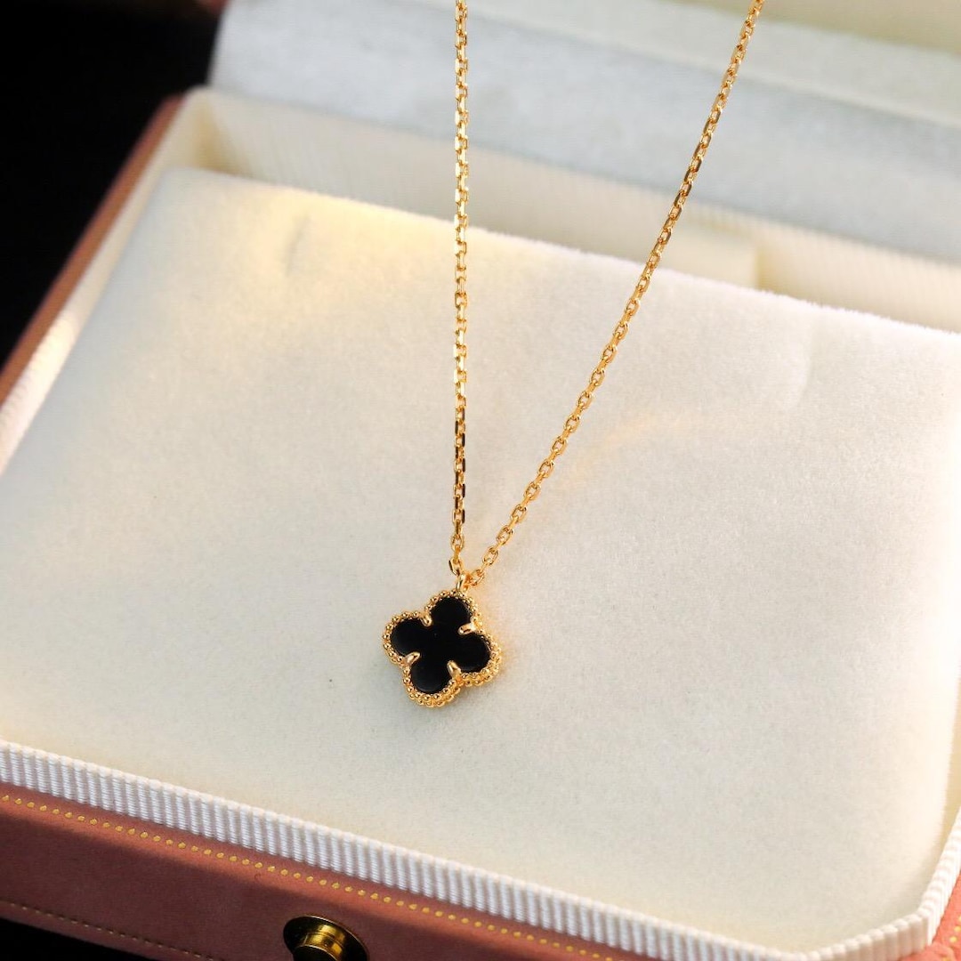 Collier Van Cleef Noir