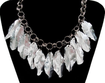 Silver Leaves Boho Necklace in Aluminium  - Eleven Silvery Leaves