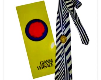 Gianni Versace Medusa Head Optical Stripe Silk Tie. Rare Vintage 1990s. Original Packaging. Never Worn. Excellent Condition.