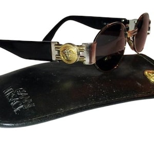 Gianni Versace Vintage 1990s Sunglasses. Model S71. Rare S Series. In Excellent Condition. Sold With Original Medusa Head Soft Case