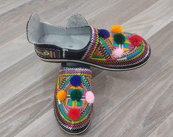 Moroccan Babouche, Berber Slippers, Moroccan Slippers, Pom Slippers, Moroccan Shoes, Babouche Slippers