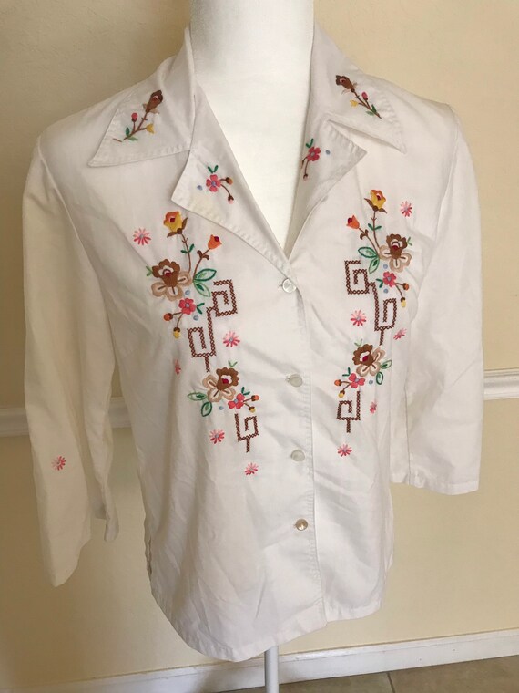 Retro Hippie Embroidered Floral Daffodil Blouse - image 2