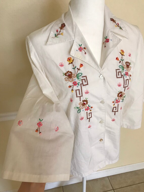 Retro Hippie Embroidered Floral Daffodil Blouse - image 4