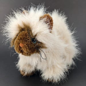 Ganz Webkinz HM 165 ヒマラヤンキャットぬいぐるみ：9インチのぬいぐるみ