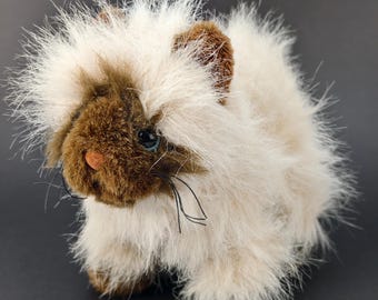 Ganz Webkinz HM 165 Himalayan Cat Plush: 9" Stuffed Animal Toy