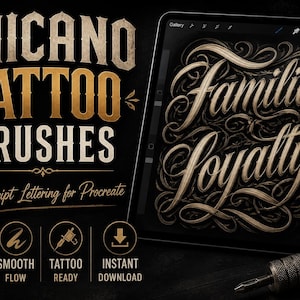 Può includere: Annuncio di un prodotto di arte digitale. L'immagine presenta le parole "CHICANO TATTOO BRUSHES" in stile vintage, con le parole "Familia Loyalty" sullo schermo di un tablet. Include icone per pennelli, flusso fluido, pronto per il tatuaggio e download immediato.