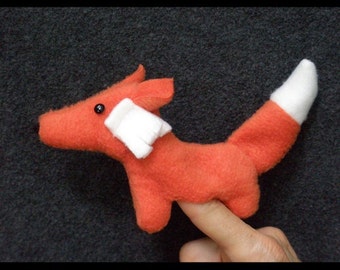 Little Sly Fox Finger Puppet