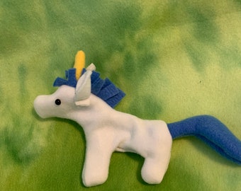 Unicorn finger puppet