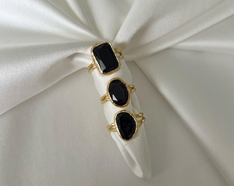 Black Onyx Gemstone Ring, Oval Cut Black Ring, Minimalist Dainty Tiny Black Gem Ring, July Birthstone, Vintage Gold Ring, Gift For Mom