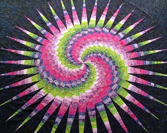 Disappearing Spiral Bargello Pattern