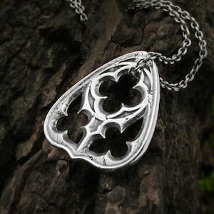 Planchette Necklace Large, 925 sterling silver gothic window tracery charm, unique ouiji planchette jewelry gift, necromancer amulet