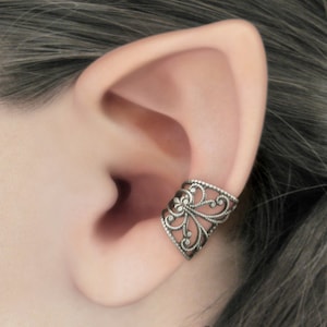 Filigree Silver Ear Cuff, Fantasy ear cuff for concha, steampunk ear cuff no piercing, woodland wedding fantasy jewelry no piercing ear cuff
