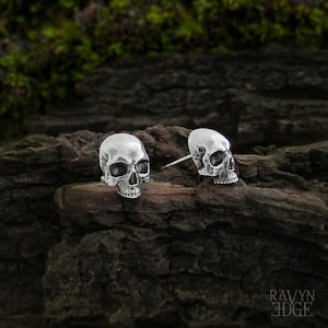 Tiny Skull Stud Earrings, 925 sterling silver skull earrings, creepy cute memento mori jewelry, women or men minimal ear studs, Halloween