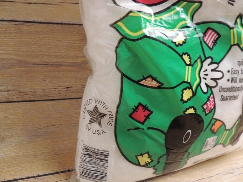 Vintage Polyester Fiberfill E-Z Stuff, Retro 12oz Bag Craft Stuffing for Pillows & Toys, Collectible Clown Packaging, Set of 2