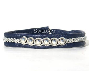 SwedArt B120 MEDIUM Borealis Lapland Sami Bracelet with Sterling Silver Beads and Reindeer Antler Button Navy