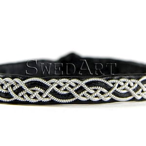 SwedArt B14 MEDIUM Telemark Lapland Reindeer Leather Bracelet with Antler Button Black