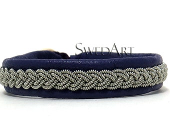 SwedArt XS B12 Sami Lapland Leather Bracelet Antler Button Medium Purple