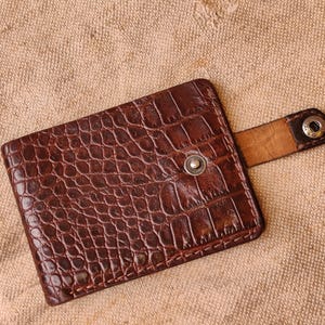Cartera de cuero personalizada, Cartera plegable de cuero genuino de primera calidad, Cartera con relieve, Cartera para hombre, Regalo de aniversario