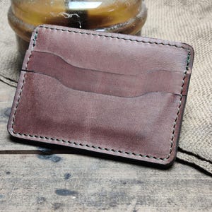 Personalisierter Leder-Kartenhalter, schlanke minimalistische Brieftasche, doppelseitige Brieftasche, Kartentasche, Vatertagsgeschenk
