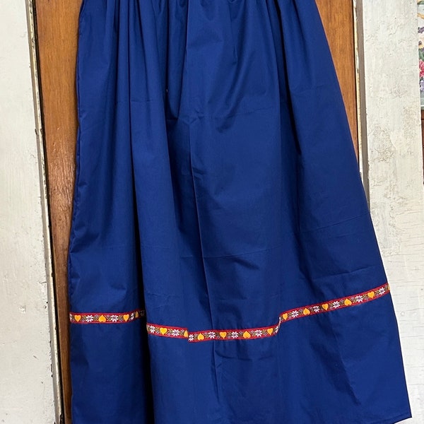 A2 Folk costume skirt in Primary blue. Drawstring waist.