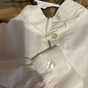 Mens traditional shirt. New 100% cotton fabric. Mens Extra Large by the pattern. Please use measurements below.