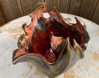 goth/dragon vase