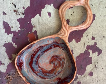 ceramic snack platter in plum and teal