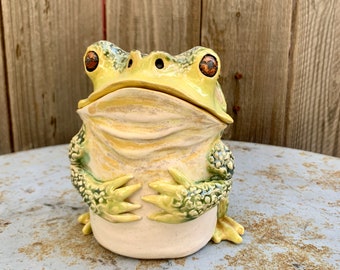 ceramic frog box