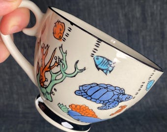 Vintage Royal Ceramic Mug Underwater Ocean Scene Sea Turtle Seahorse Coral Fish Blue Black Rim