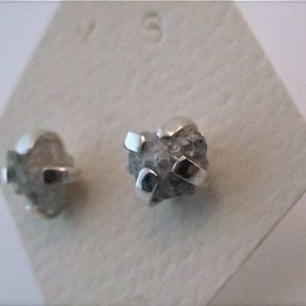 Rough Diamond Earrings - Silvery Grey - Sterling Silver - 6 mm Studs