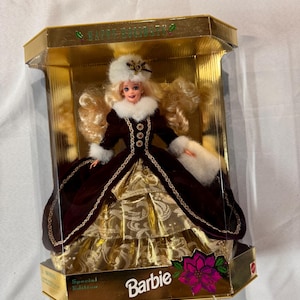 Vintage - 1996 Happy Holidays Barbie Special Edition # 15646 Collectible Christmas Edition  Made by Mattel