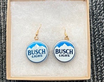Pendientes colgantes con forma de tapa de botella de cerveza y tapas vintage, ligeros y hechos a mano.