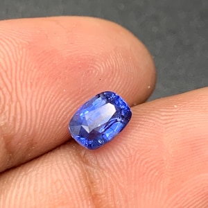 1.7 carat natural unheated blue sapphire