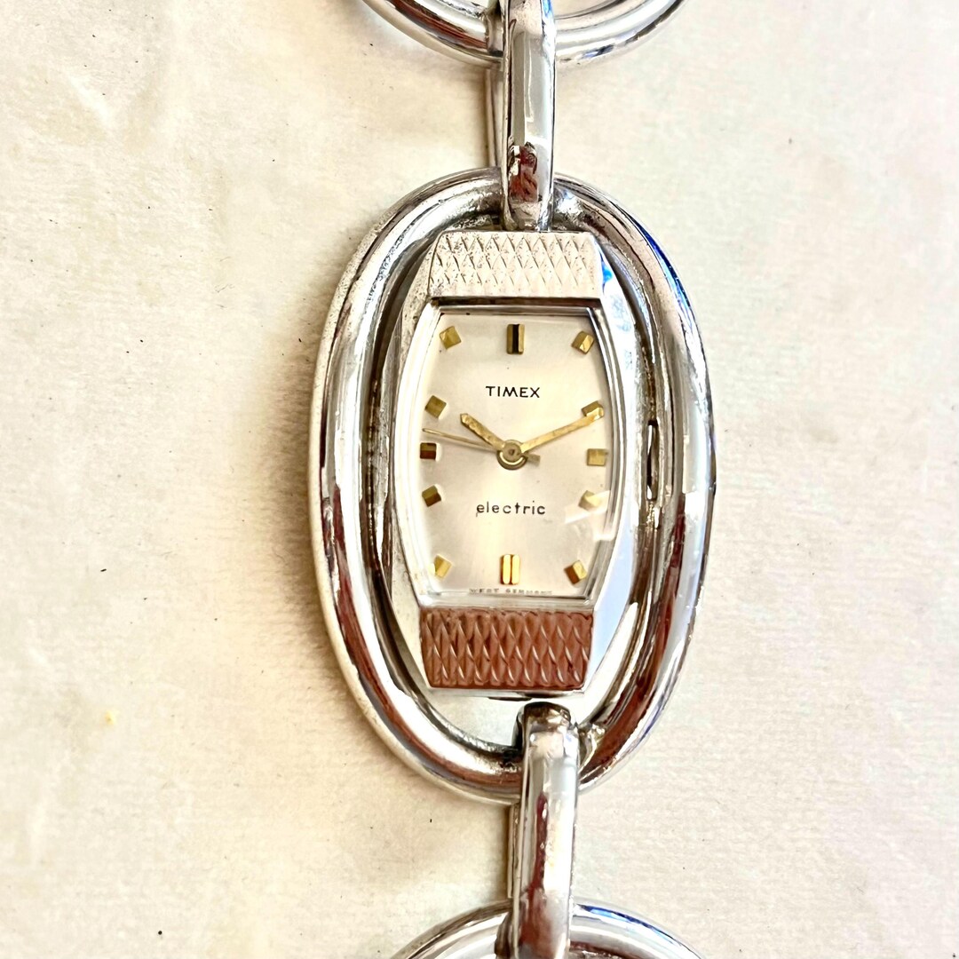 Timex Tyoneau 982.42 Manual Wind Chain Circle Bracelet Watch. - Etsy