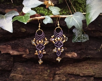 Handmade Macrame Labradorite Earrings – Boho Chic Jewelry with Brass Beads