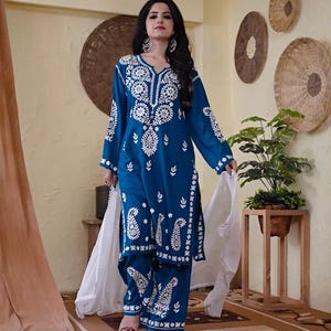 Conjunto de 3 peças de kurti chikankari bordado à mão em modal reto Lucknow, roupa étnica moderna
