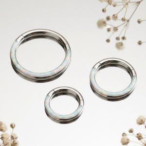 ASTM F136 Titanium Fire Opal Lined Front Facing Seamless Clicker Hoop Ring