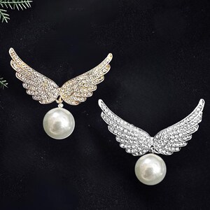 Paire De Broches Ailes D'ange Argentées - Mignonnes Et Délicates - Pour Col Ou Veste - Occasion