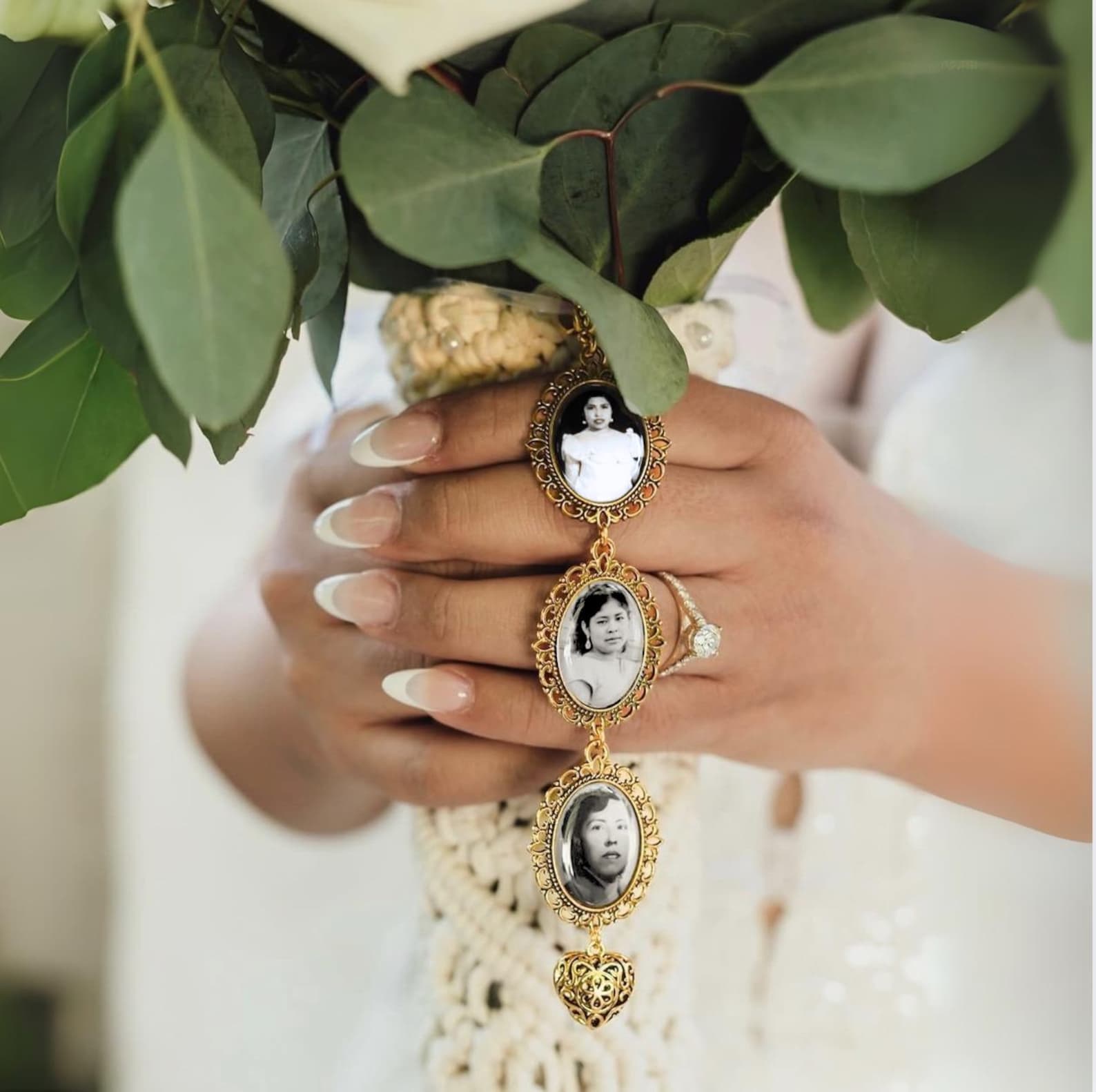 Personalized Photo Bouquet Charm | Bridal Keepsake Brooch | Memorial Gift - Antique Gold W/ PIN, 1 Photo Charm