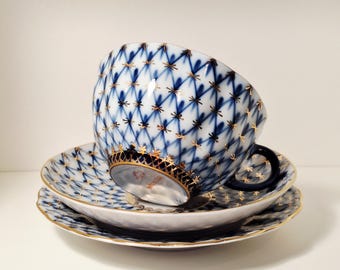 LFZ Vintage Sovjet porseleinen theekopje, schotel en dessertbordje. Porseleinfabriek Lomonosov, USSR.