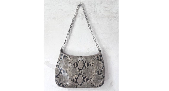 Nine west baguette bag hotsell