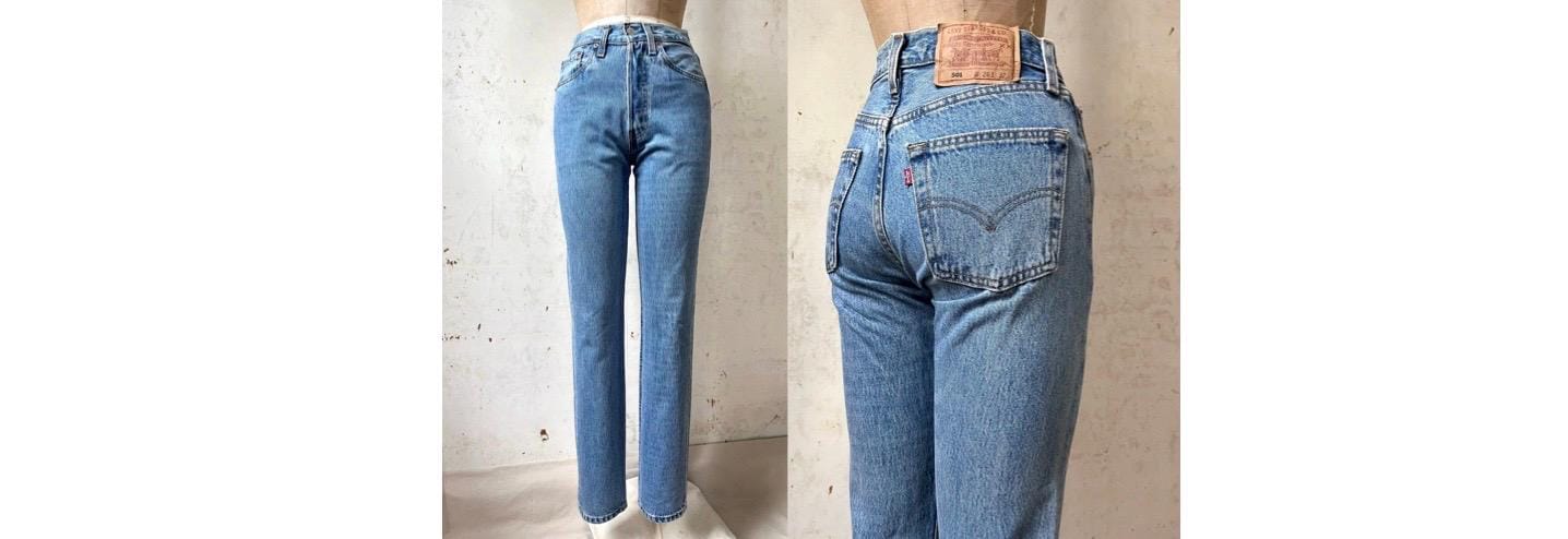 Vintage 80’s Levi’s 501 Medium Wash Red Tab Button Fly Jeans sz 25” Waist 32” Inseam Xs Made in USA