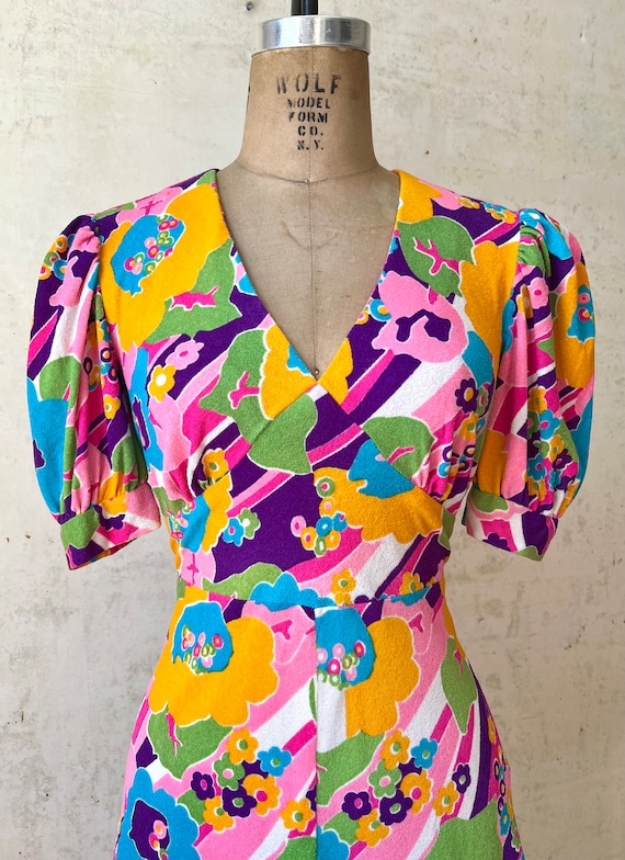 Vintage 60’s 70’s Neon Psychadelic Floral Print P… - image 3