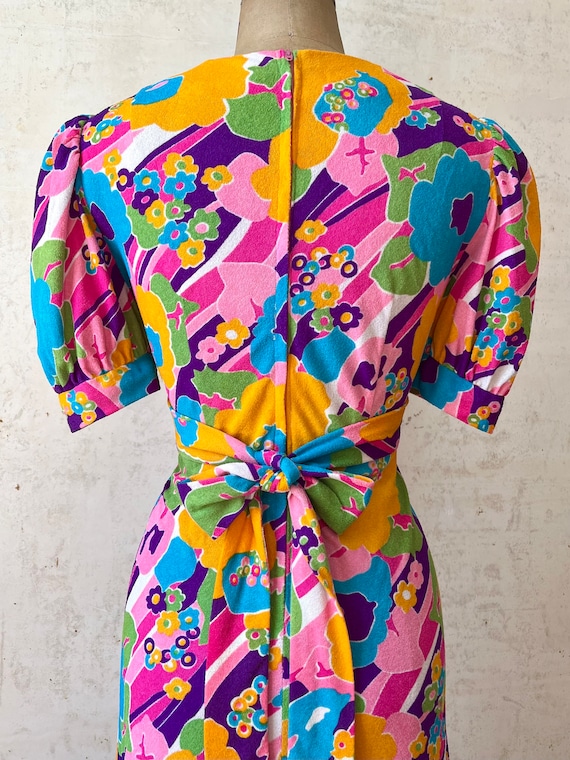 Vintage 60’s 70’s Neon Psychadelic Floral Print P… - image 5