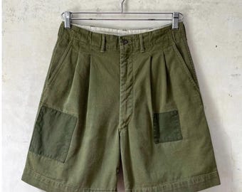 Pantaloncini vintage anni '40 da boy scout a vita alta con pieghe e tasche nascoste, taglia 27” (vita media)