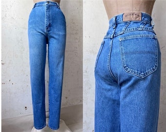 Vintage 90’s Lee Riders Denim Taper Leg Jeans sz 34” Waist 30” Inseam Md Lg