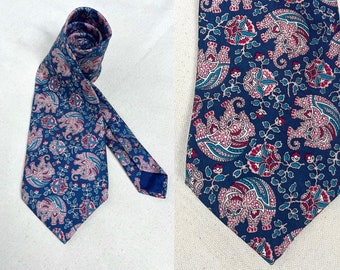 Vintage 70's 80’s Liberty of London Paisley Elephant Print Silk Necktie 3 1/3” Wide Made in USA