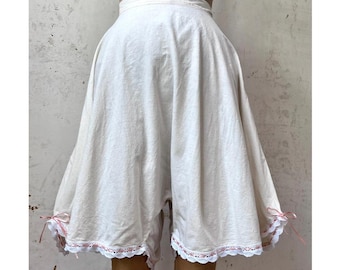 Vintage 70’s does Edwardian Style Ruffled Lace Cotton Bloomers sz 26” Waist Xs Sm