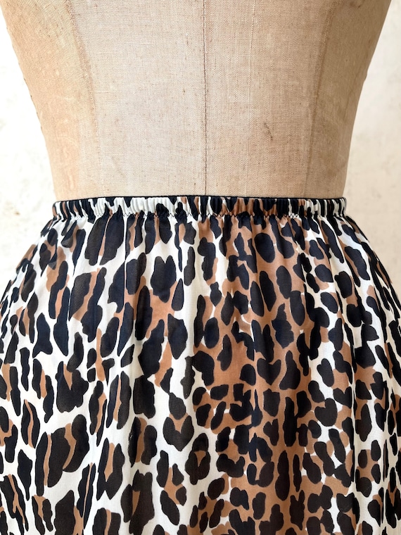 Vintage 60’s 70’s Vanity Fair Leopard Cheetah Pri… - image 4